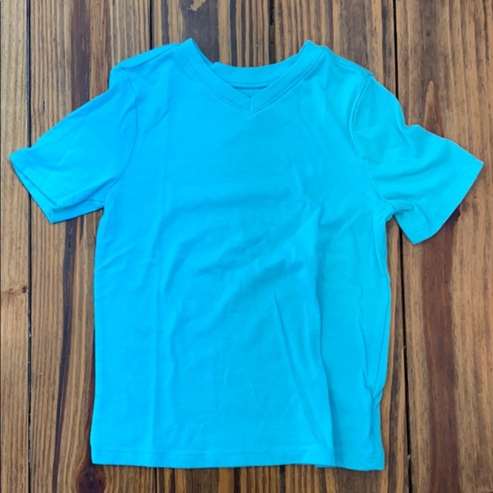 Old navy boys T size 5